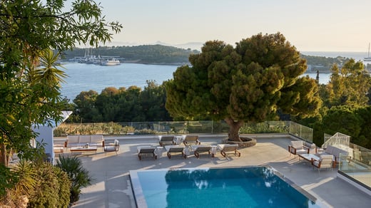 01-the-roc-pool-overlooking-vouliagmeni-beach