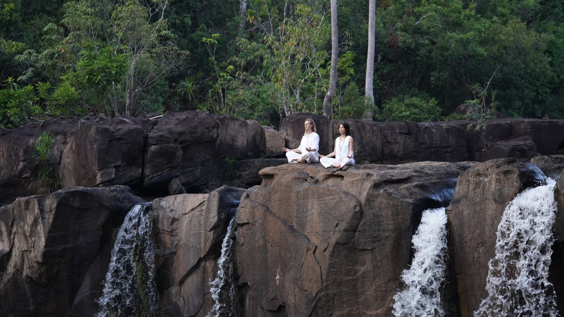 shinta-mani-waterfall-wellness